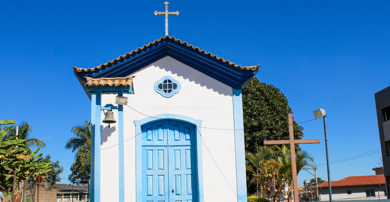 Capela Histórica na Cidade Histórica de Ouro Branco, em Minas Gerais