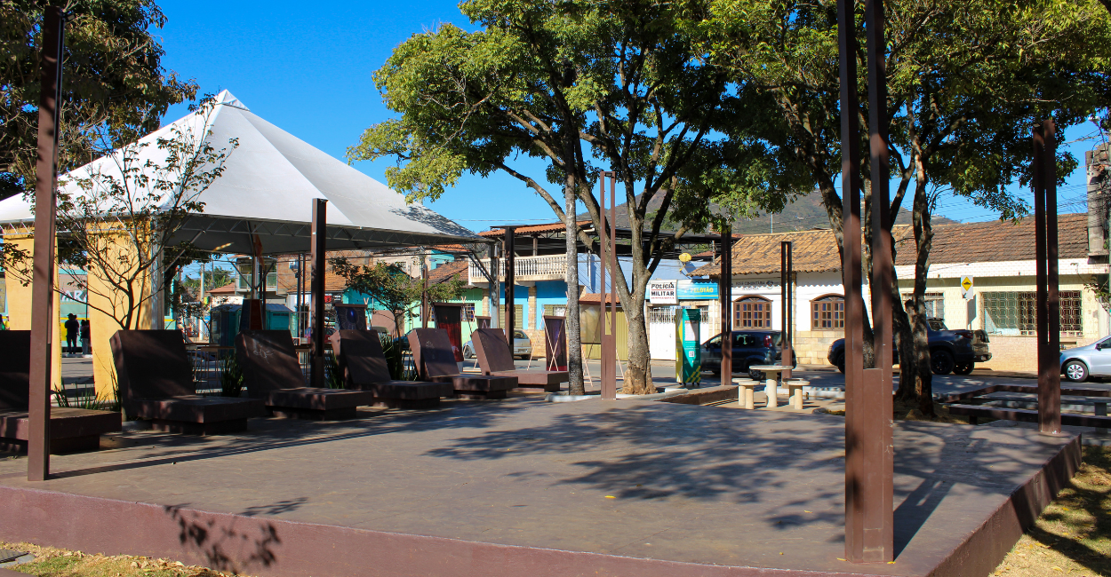 Praça Central de Honório Bicalho, um Distrito de Nova Lima, perto de BH