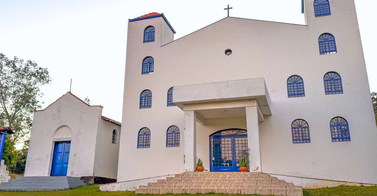 Igreja e Capela em Casa Branca, distrito de Brumadinho pertinho de Belo horizonte