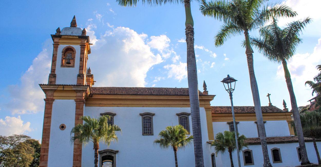 Igreja histórica do periodo colonial na cidade turistica de Sabará, perto de BH