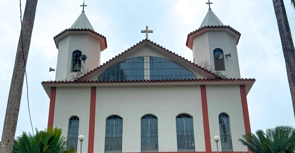 Igreja Matriz de Itambé do Mato Dentro, cidade turistica em Minas Gerais
