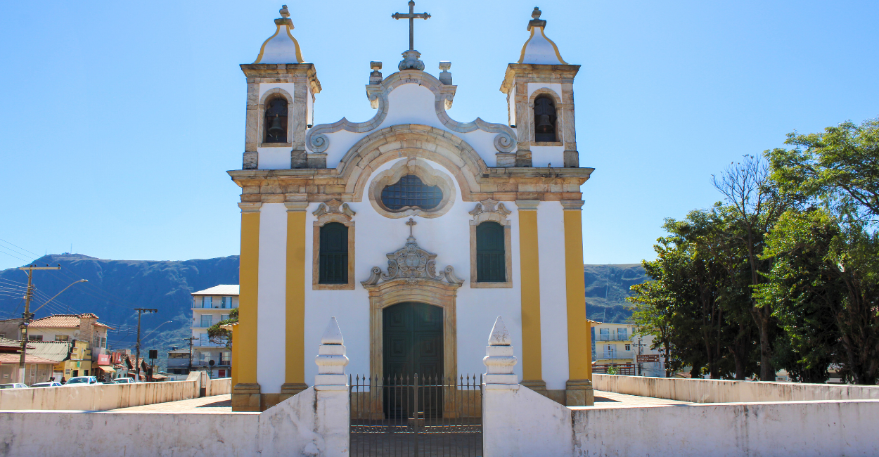 Igreja Matriz de Ouro Branco na Praça principal da cidade, igreja do periodo colonial e ponto turist