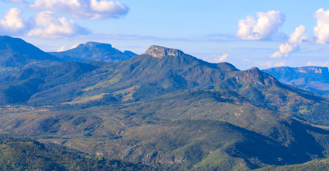 Motanhas no distrito de Ipoema de Itabira Minas Gerais, ponto turistico na natureza