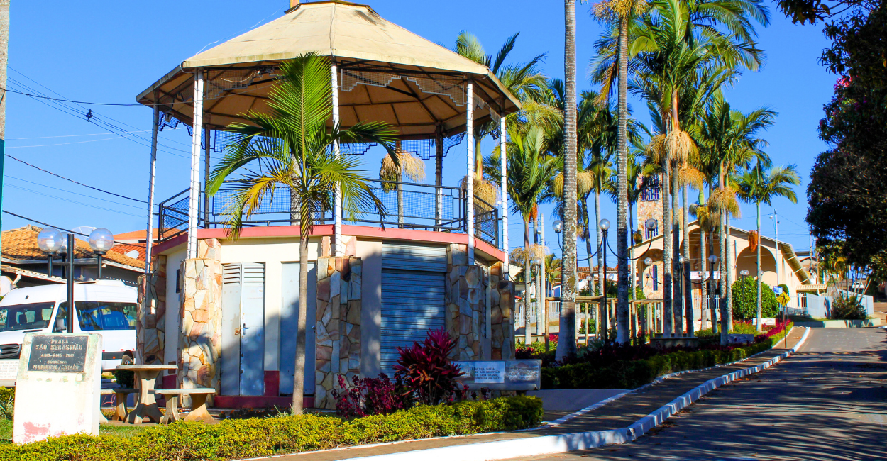 Praça Central da Cidade Turistica de Casa Grande Minas Gerais