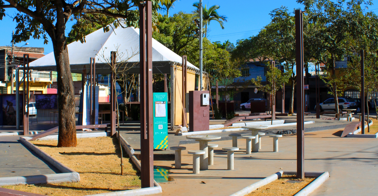 Praça central do distrito Honorio Bicalho de Nova Lima, Minas Gerais