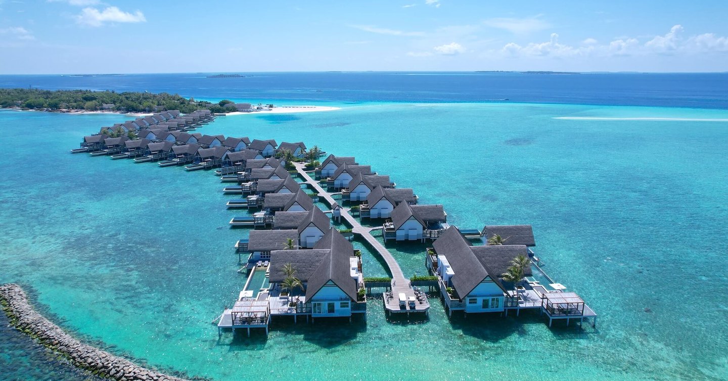 Four Seasons Landaa Giraavaru Maldives overwater villas