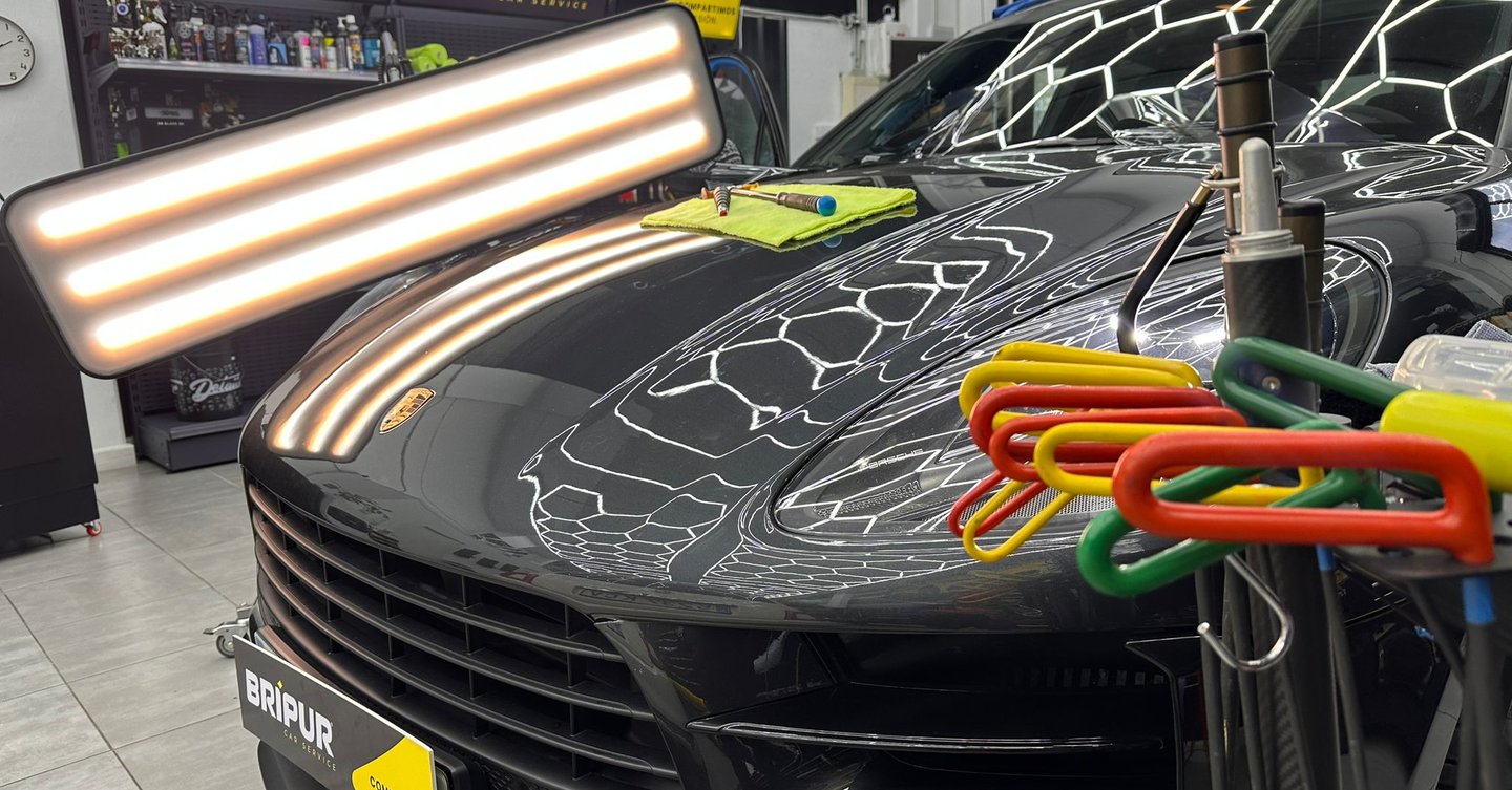 Reparación de abolladuras y granizo