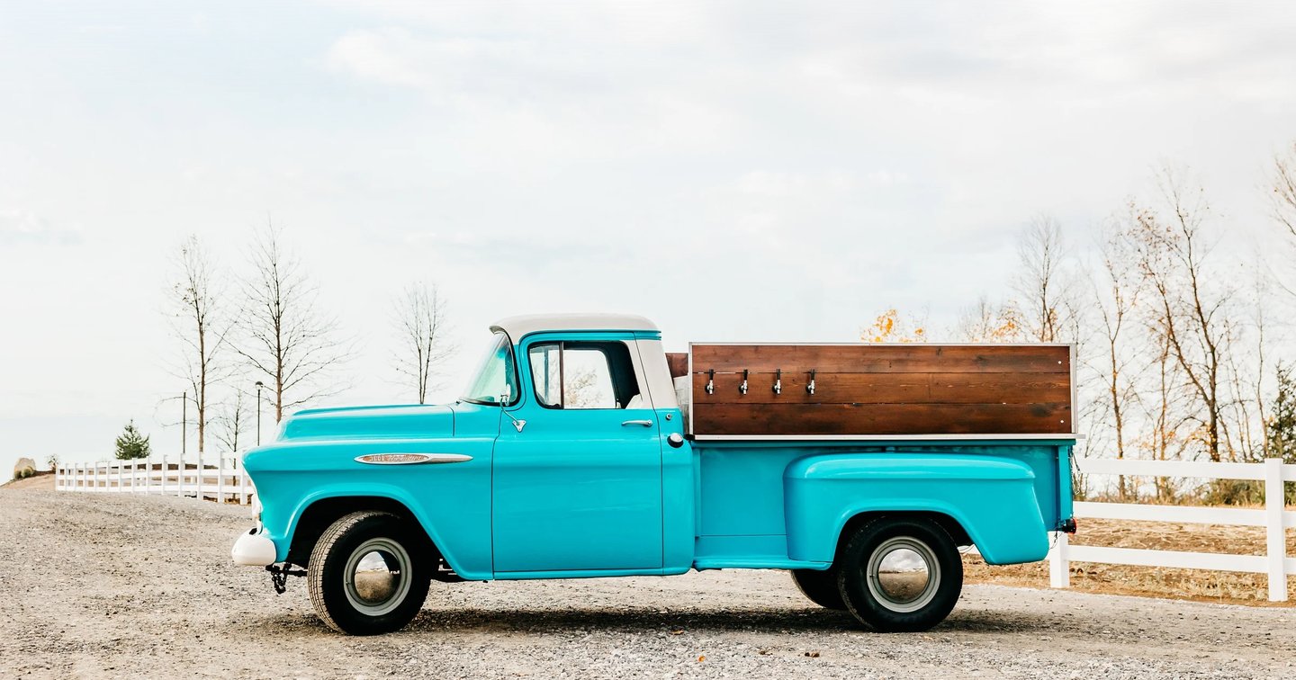 Pat On Tap - Mobile Bar in Lincoln