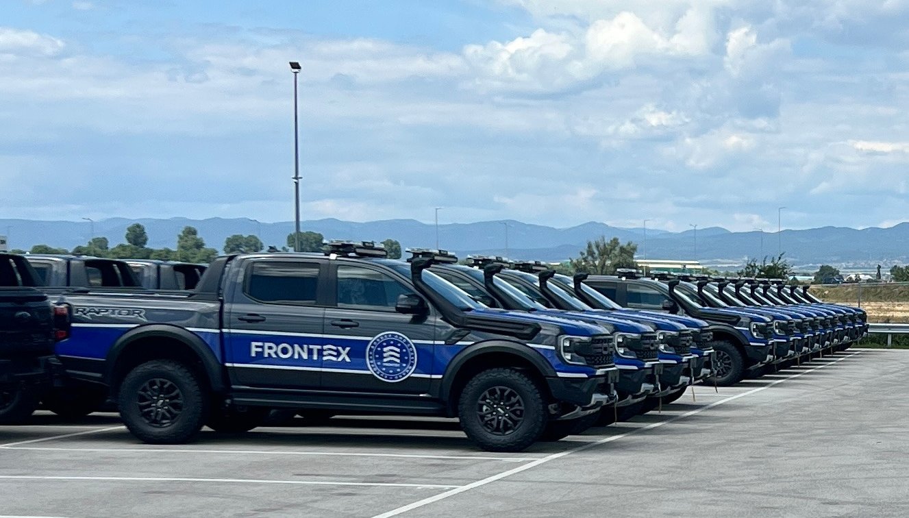 Мото-Пфое доставя 250 специализирани Ford Raptor на Frontex | CarExpertBG