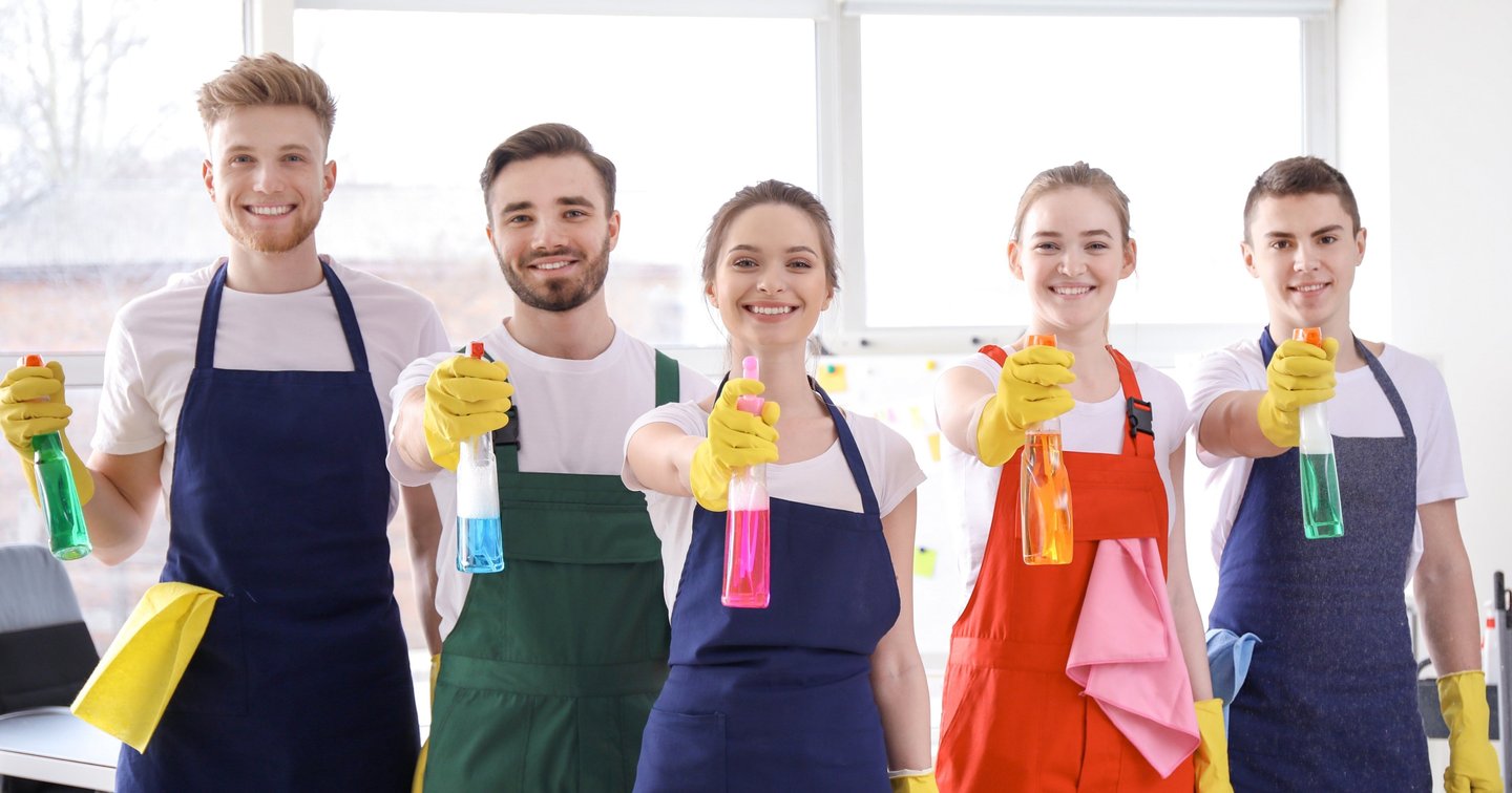 NP ROYAL CONSTRUCT & CLEANING