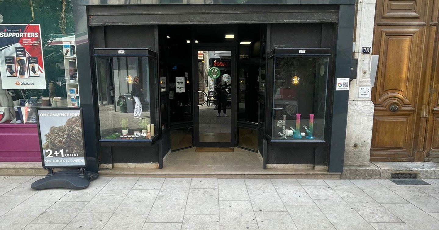 LE SHOP N°1 DE CBD VALENCE