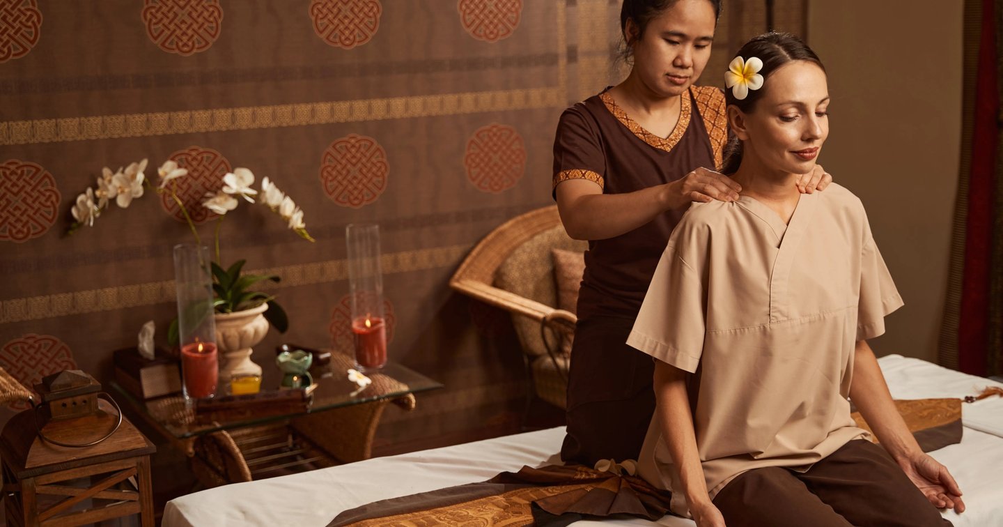 Thai Massage Secrets for Full Body Relax...