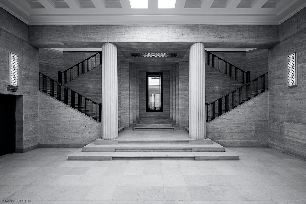 PARTICULE DE LUMIERE