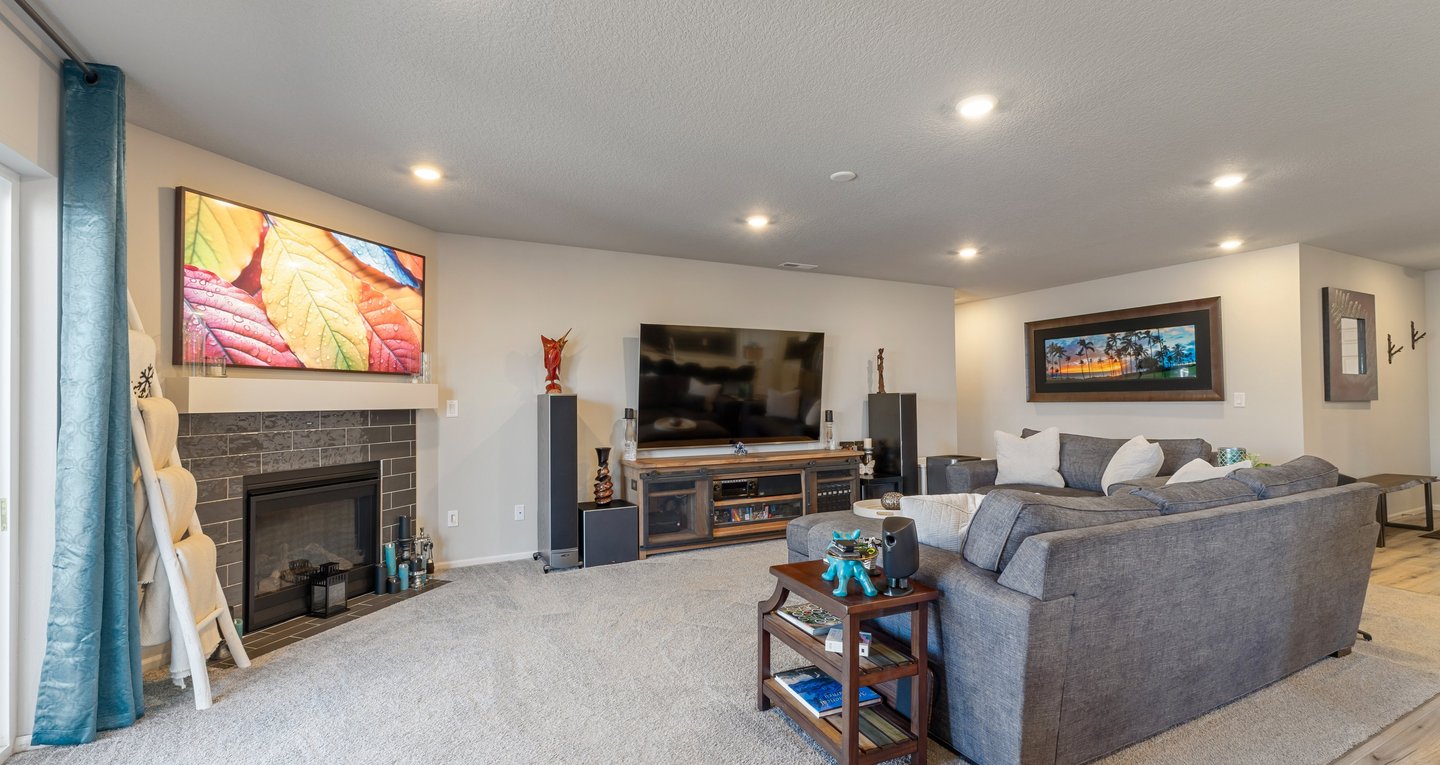 Professional Interior Photography - Living Room \ Great Room