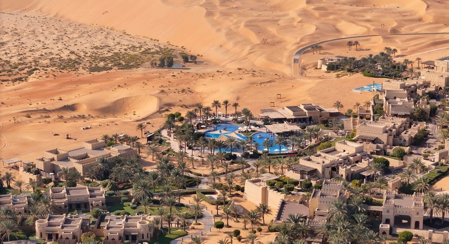 anantara-qasr-al-sarab-drone-view-2