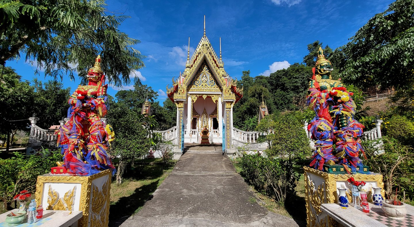 Wat Khao Pho Thong, Pattaya.