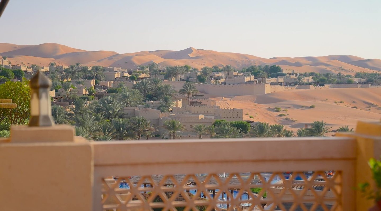 anantara-qasr-al-sarab-view-1