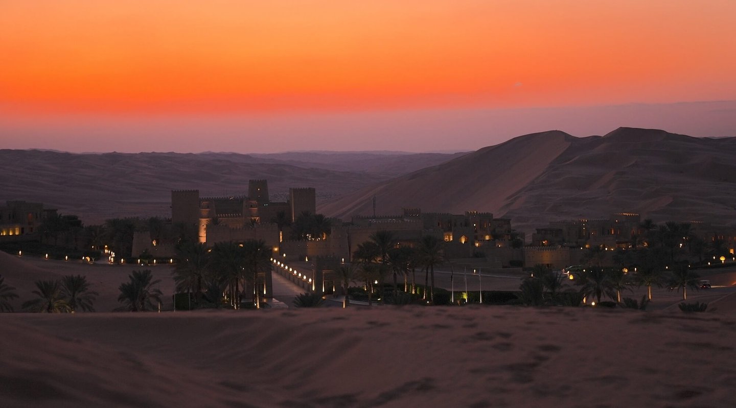 anantara-qasr-al-sarab-sunset