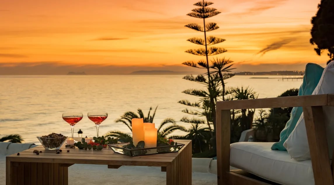 Cocktail terrace at Villa El Rincon with sea view