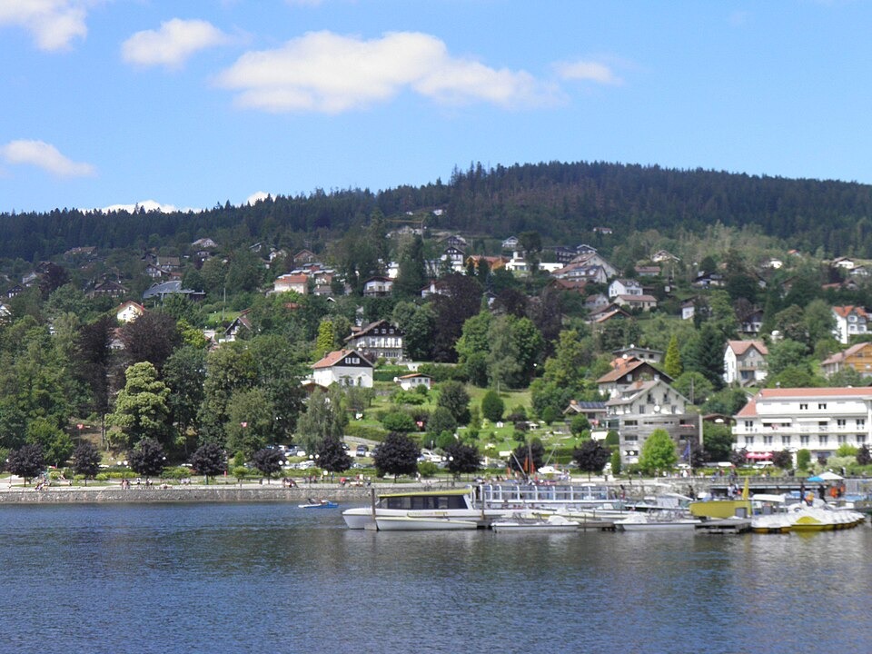 Un Été Magique au Bord du Lac de Gérardmer