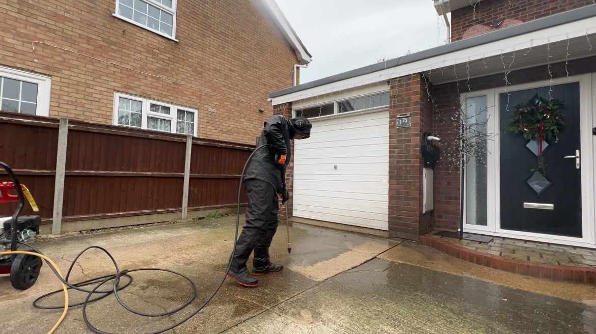 Patio cleaning services lowestoft