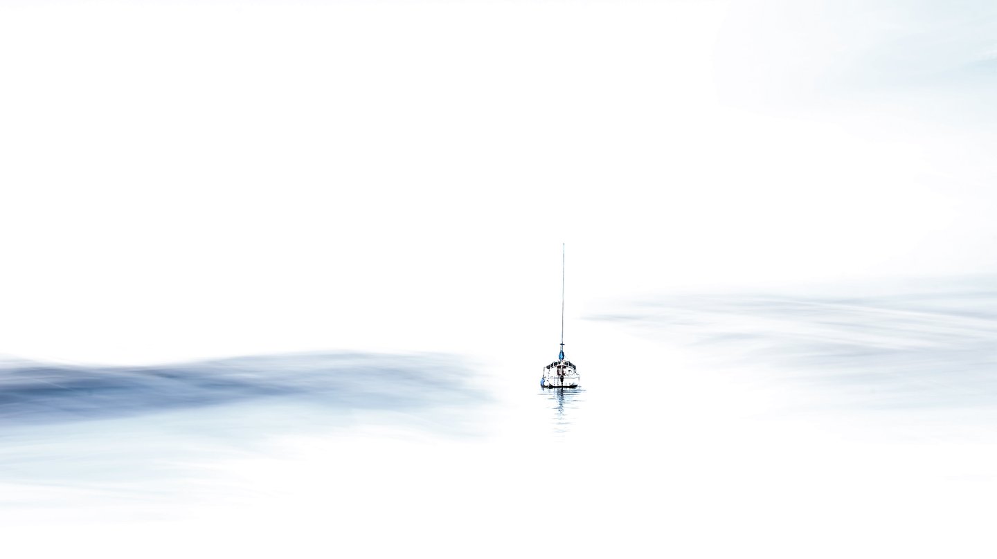 bateau dans la brume