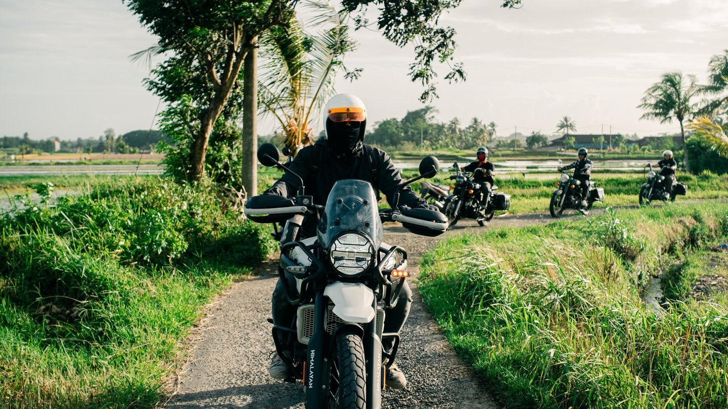 ROYAL ENFIELD RENTAL BALI