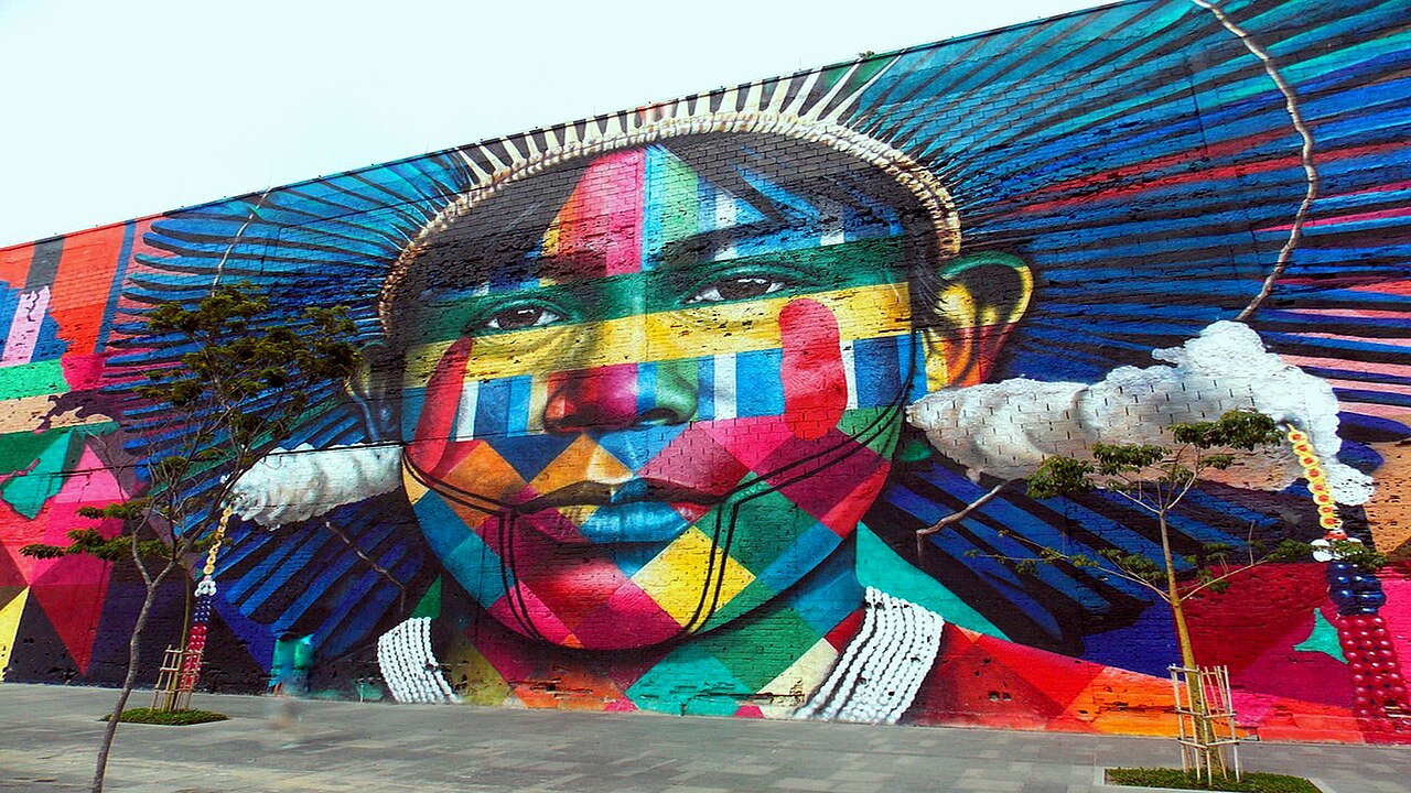 Eduardo Kobra – muralismo, memória e espetacularização urbana