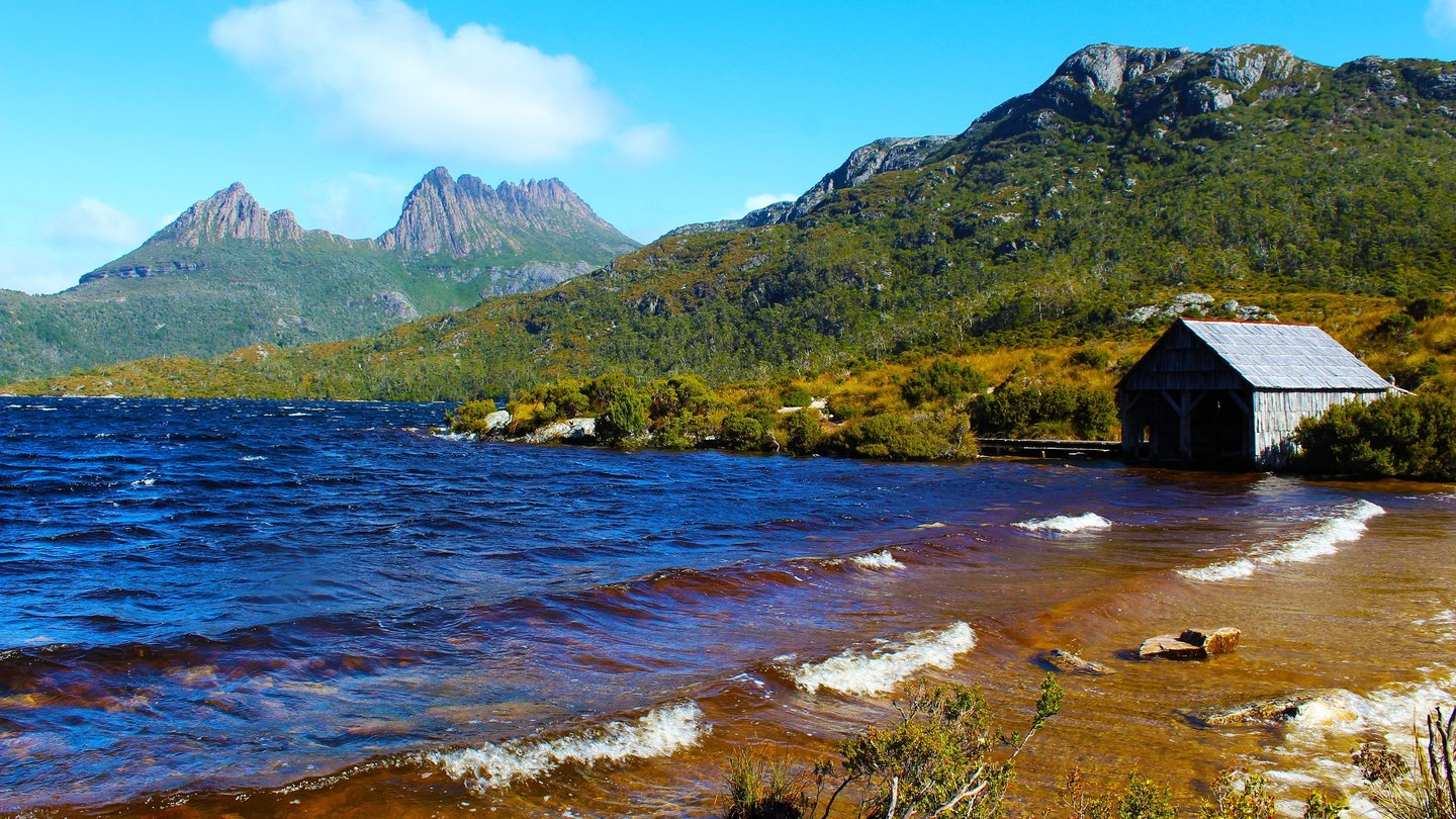 Dove Lake, Tasmania