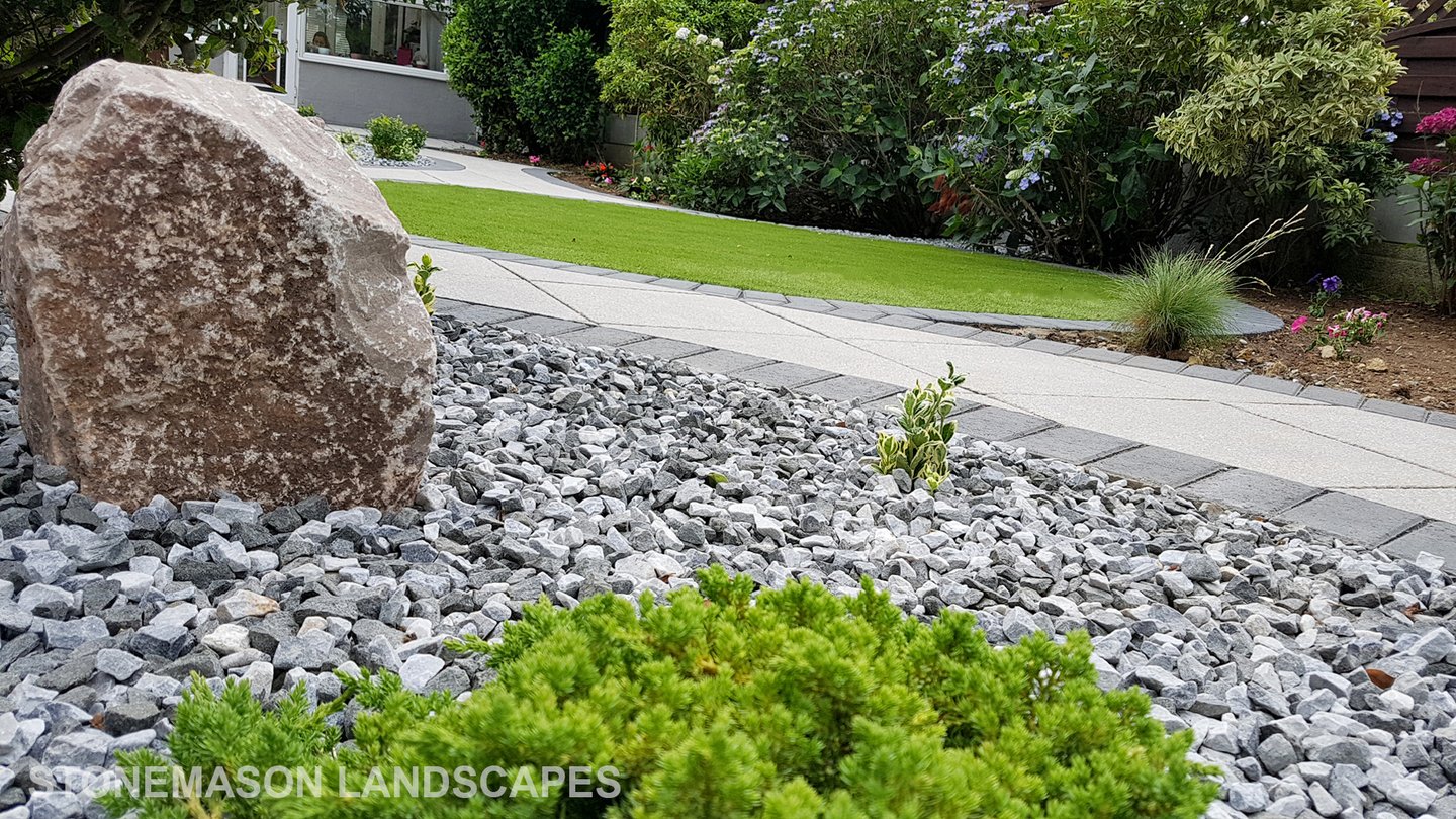Aggregates & rocks, curvey path and circle lawn Romford - Hornchurch - Brentwood - Upminster