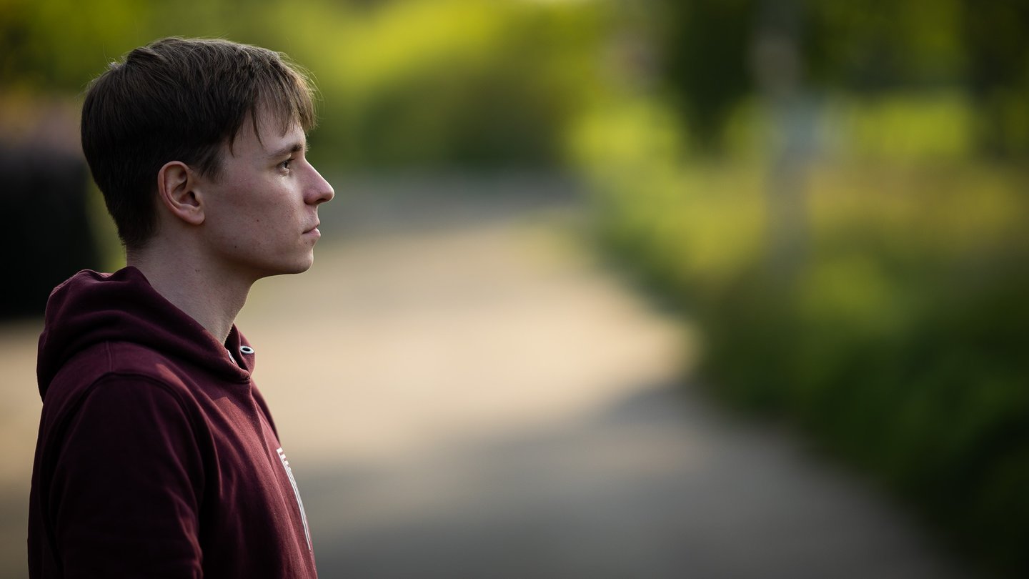 Sprercher Yan Rütt, fotografiert von Sprecherkollegen Elia Ochmann