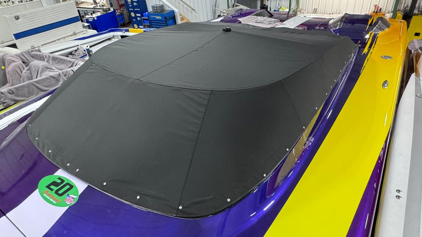 Marine canvas cover designed using Rhino 7 and ExactFlat, showing custom fit