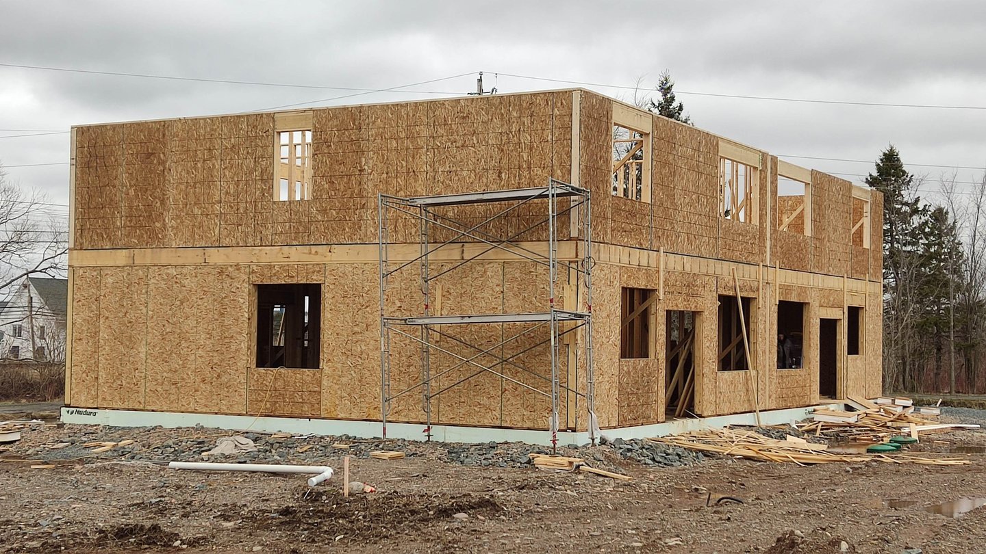 Construction with SIP Panels