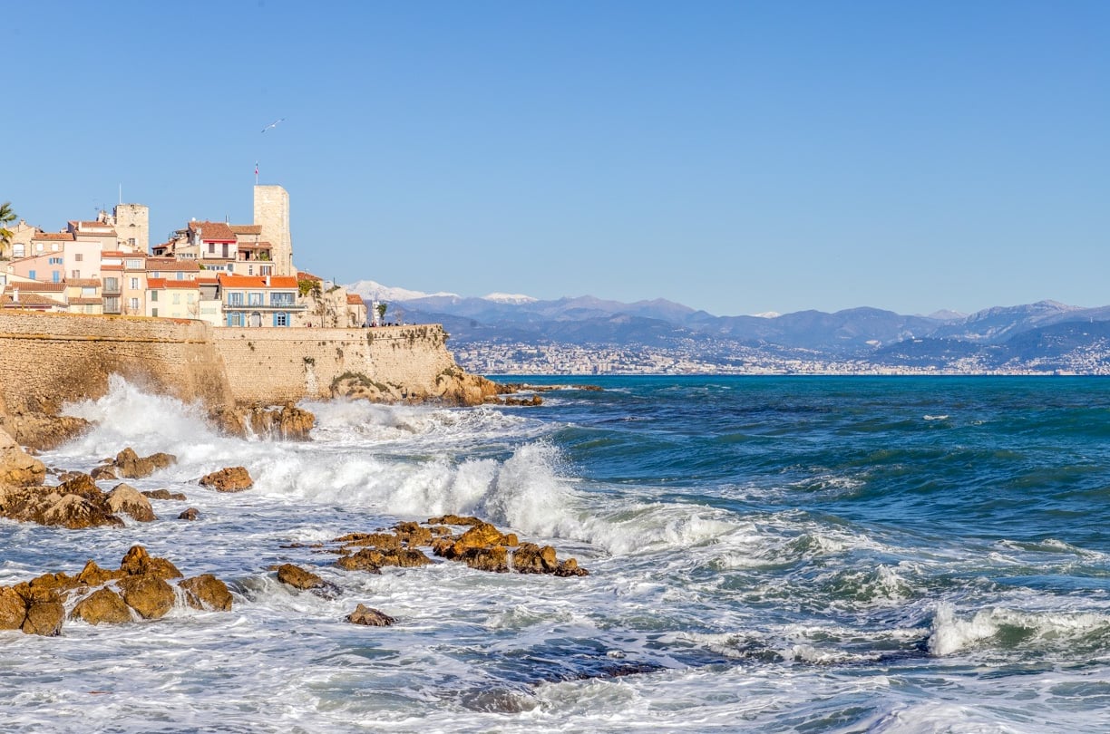 Antibes et ses remparts