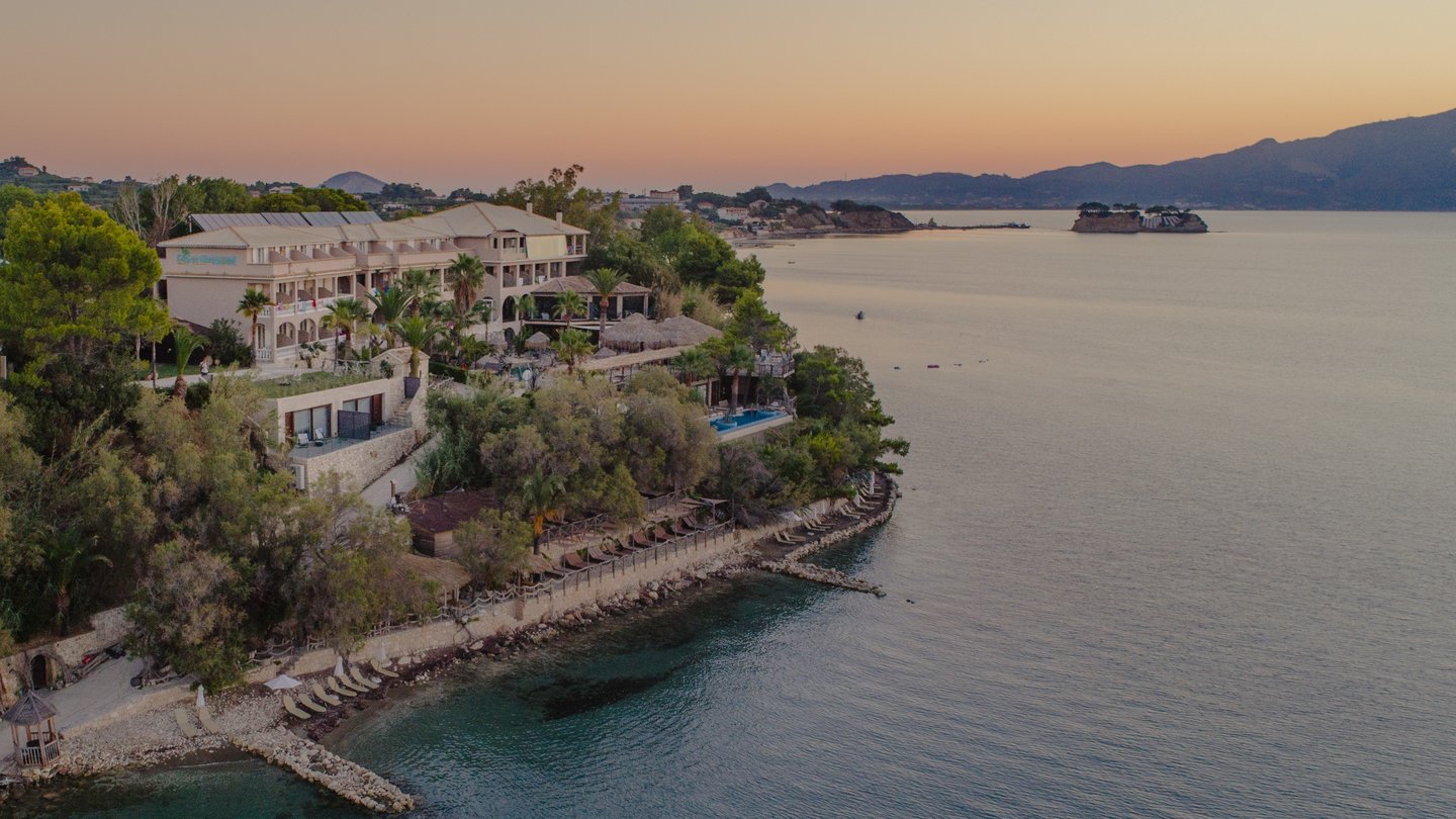 Gloria Maris Hotel Suites and Villa sunset location map zakynthos