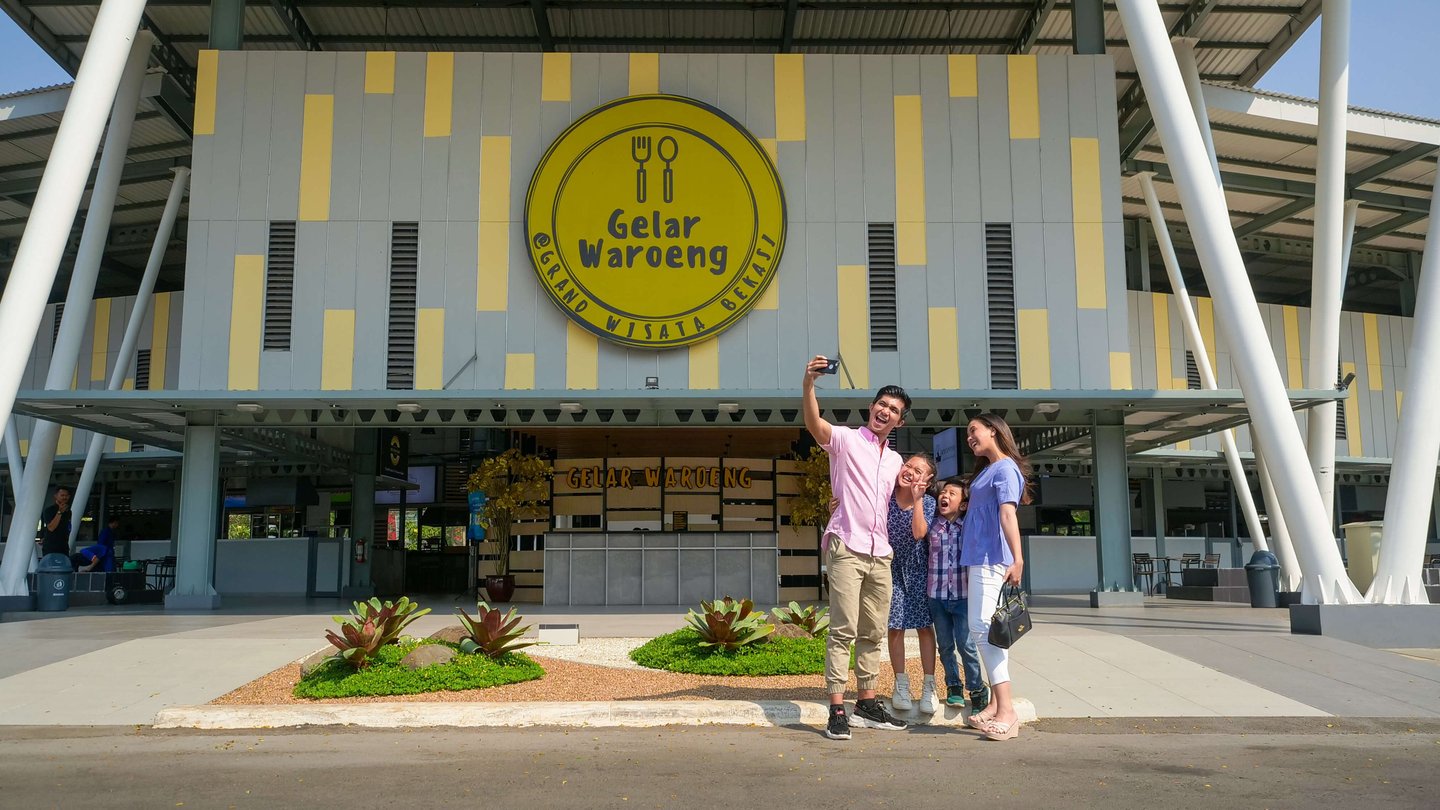 food curt grand wisata