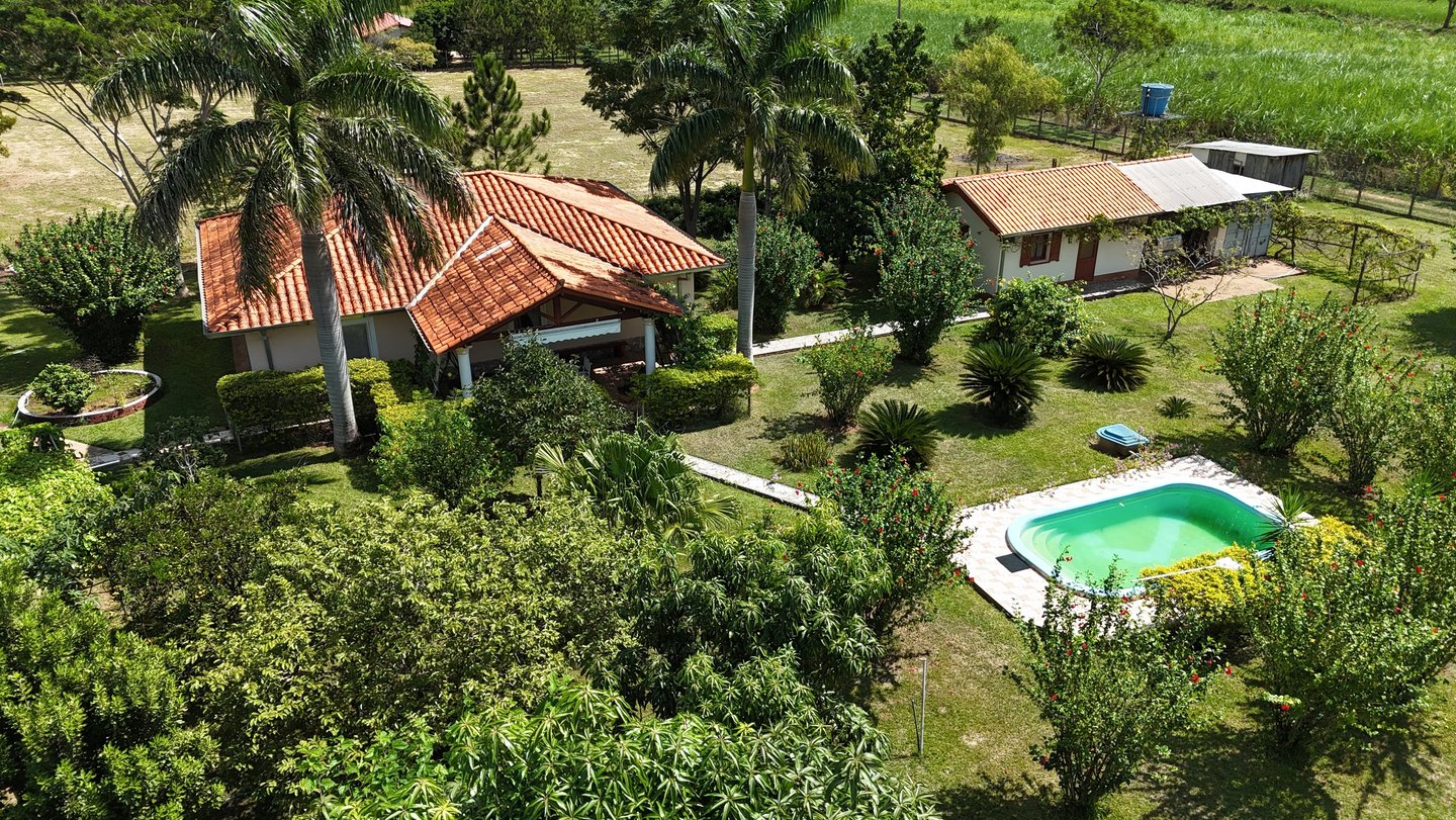 Wohnhaus mit Obstgarten zum Verkauf bei Colonia Independencia, Paraguay