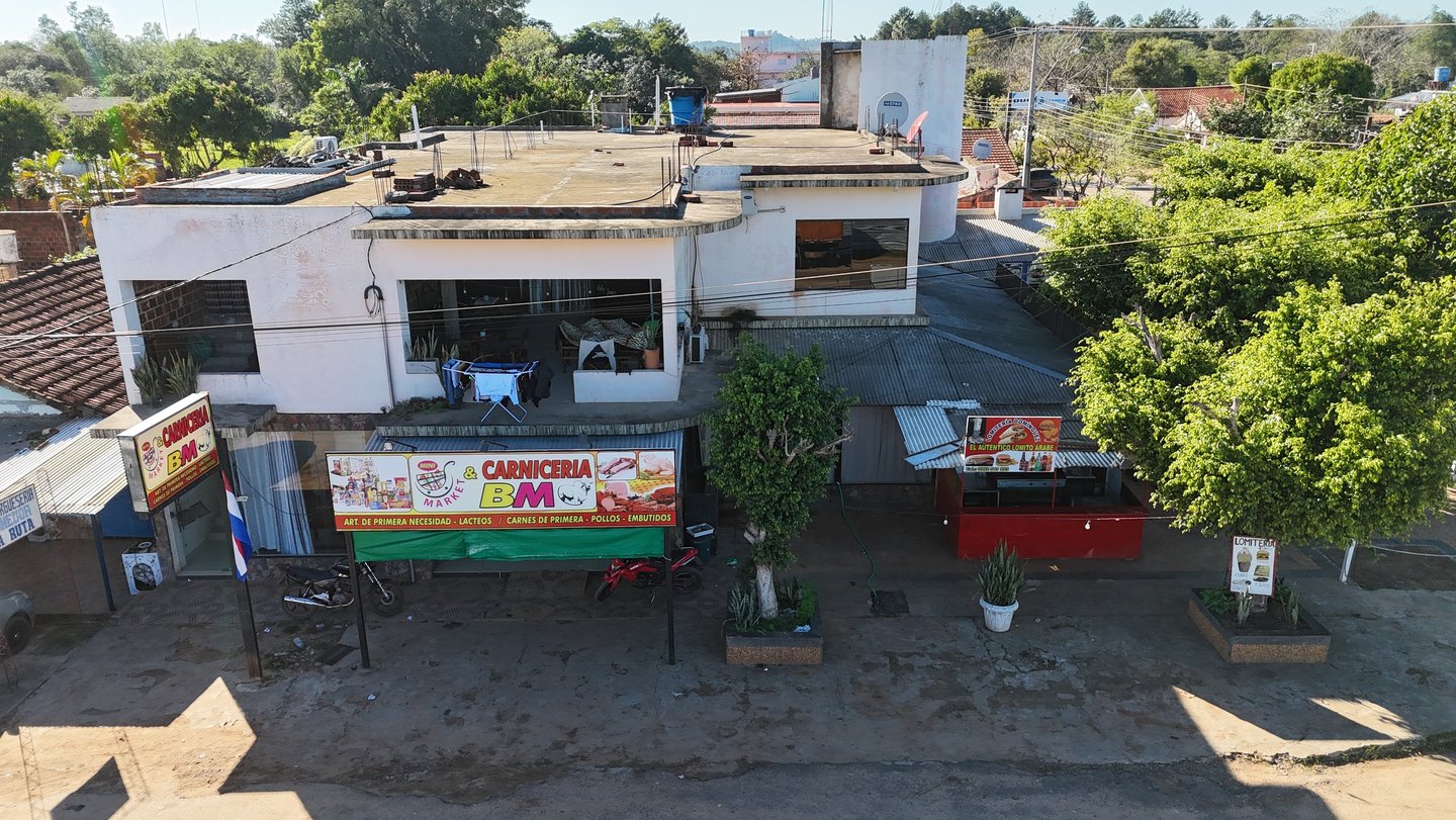 Wohn- und Geschäftshaus mit Ausbaupotenzial im Zentrum von Melgarejo Colonia Independencia, Paraguay