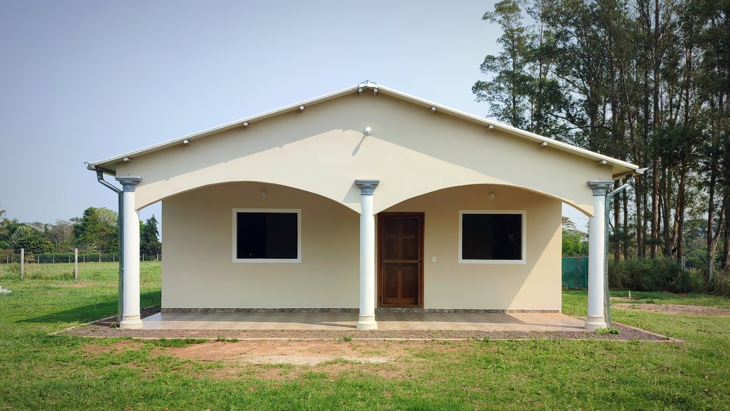 Immobilie mit drei Schlafzimmern in Independencia / Planta Urbana