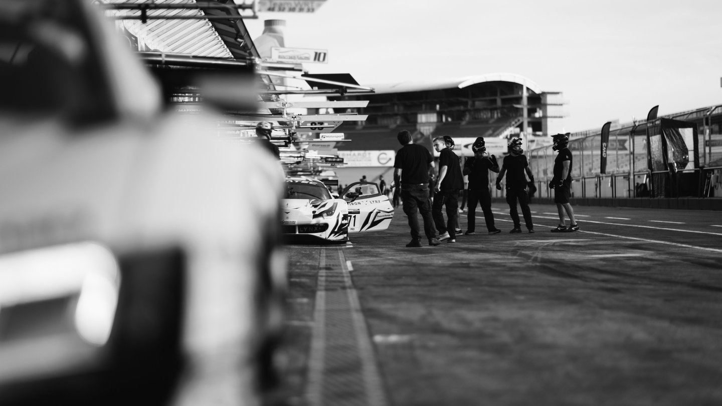 Evènement rassemblement course race circuit 