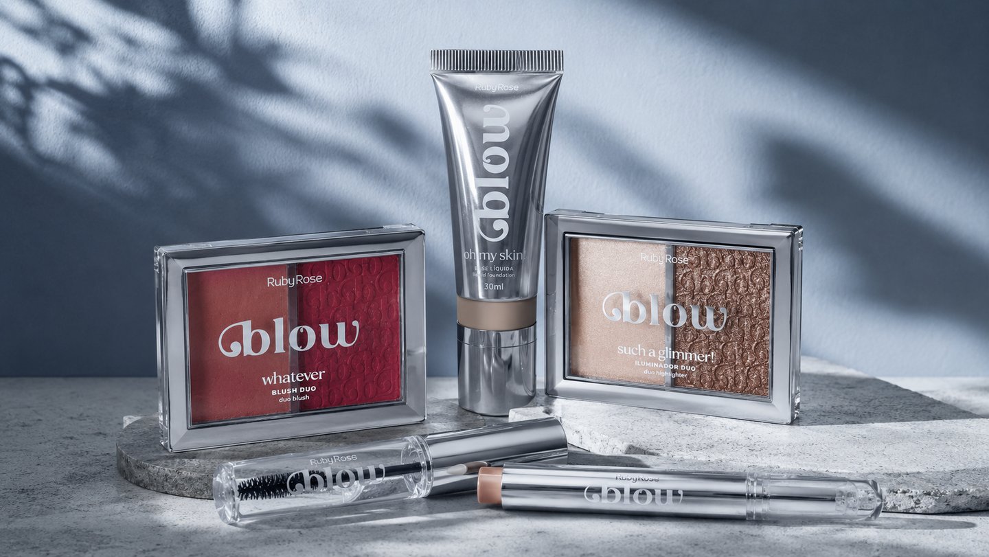 Ruby Rose - Linha de maquiagem Blow