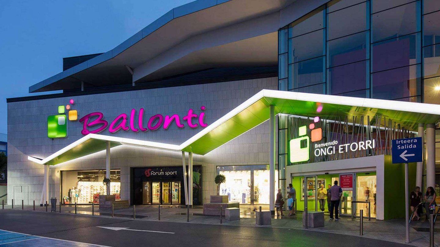 centro comercial Ballonti GURBAIN arquitectura