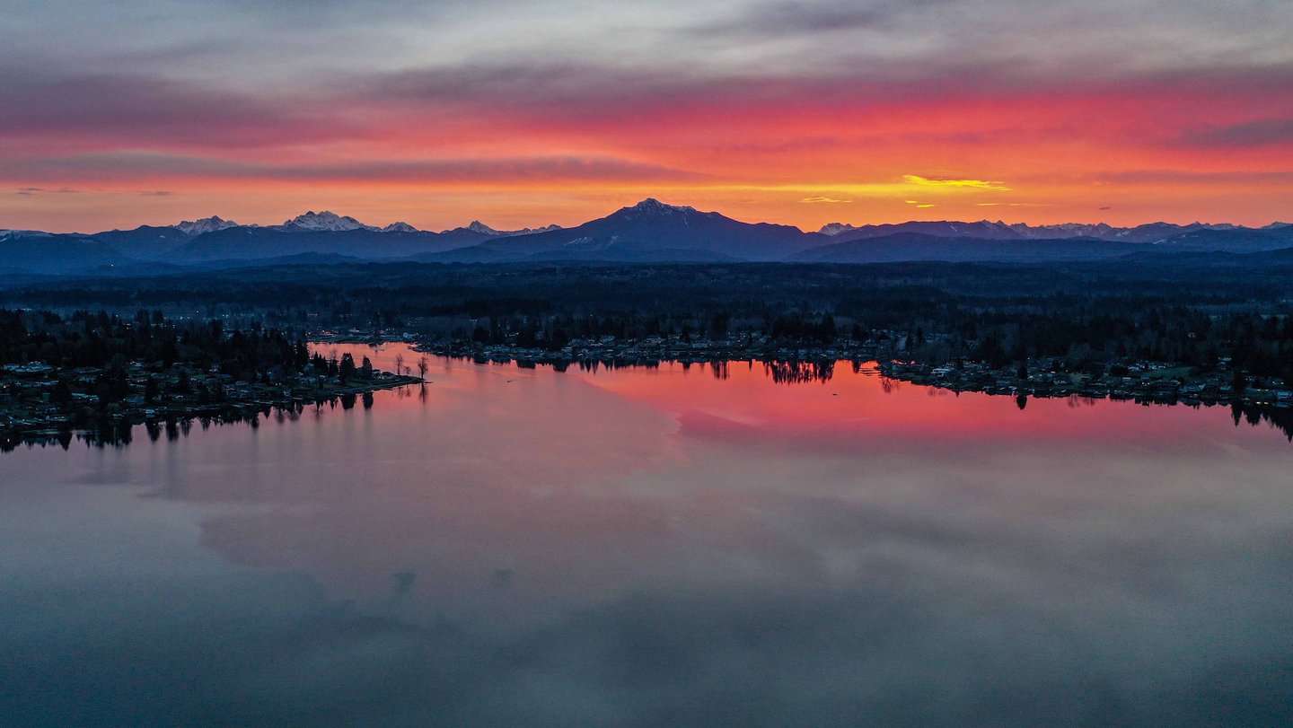 Drone Photography in Lake Stevens with a colorful sunrise.