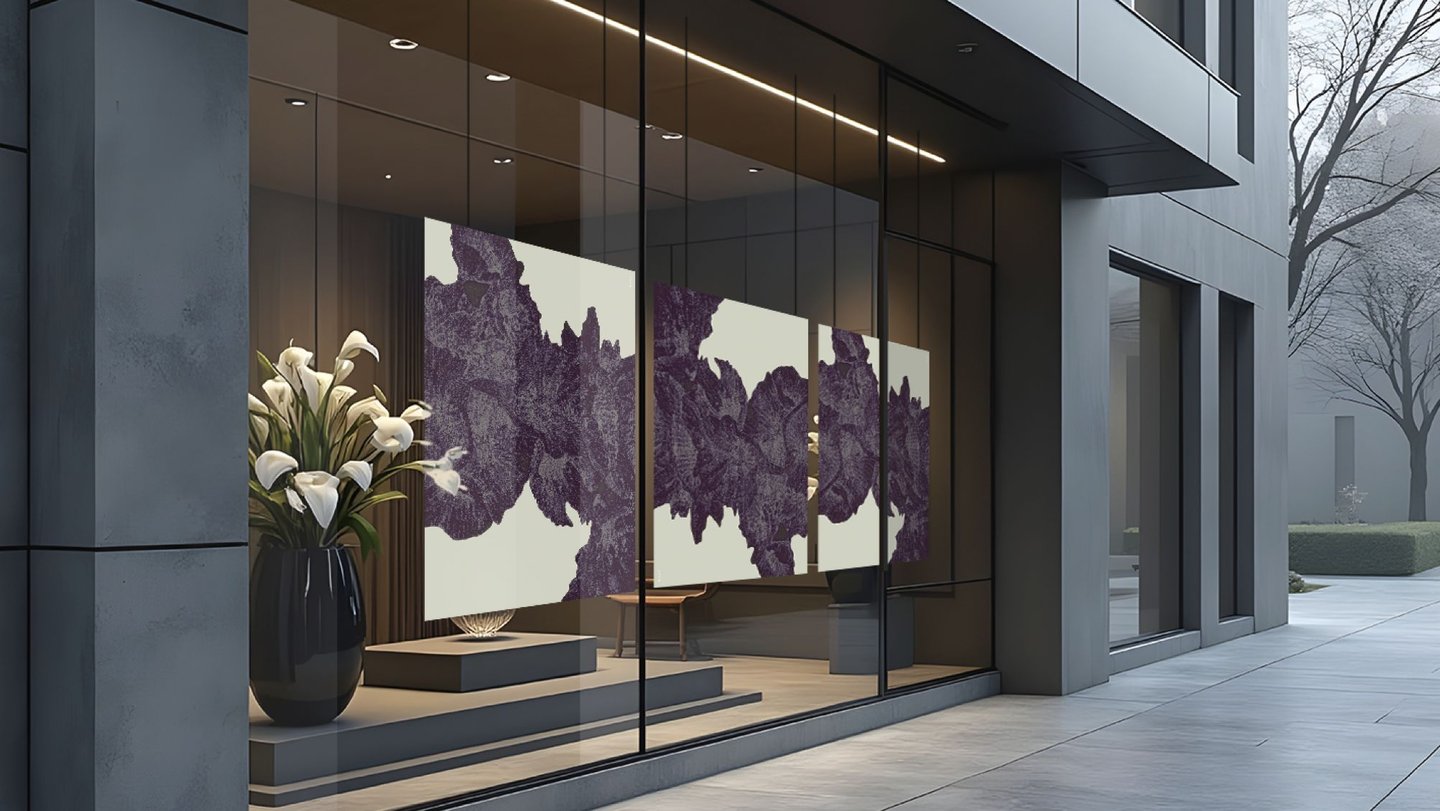 Bestattungsinstitut-Schaufenster mit Kunst-Plakaten