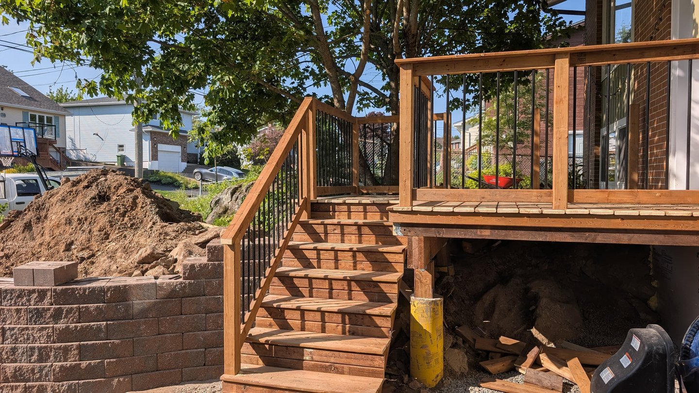 custom Deck Construction