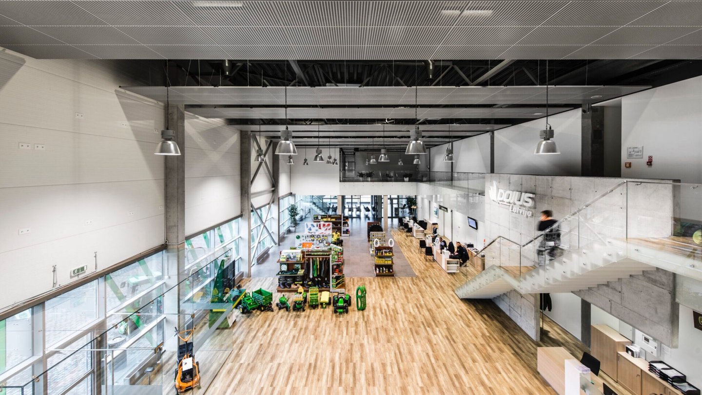 LVT grindys intensyviam naudojimui