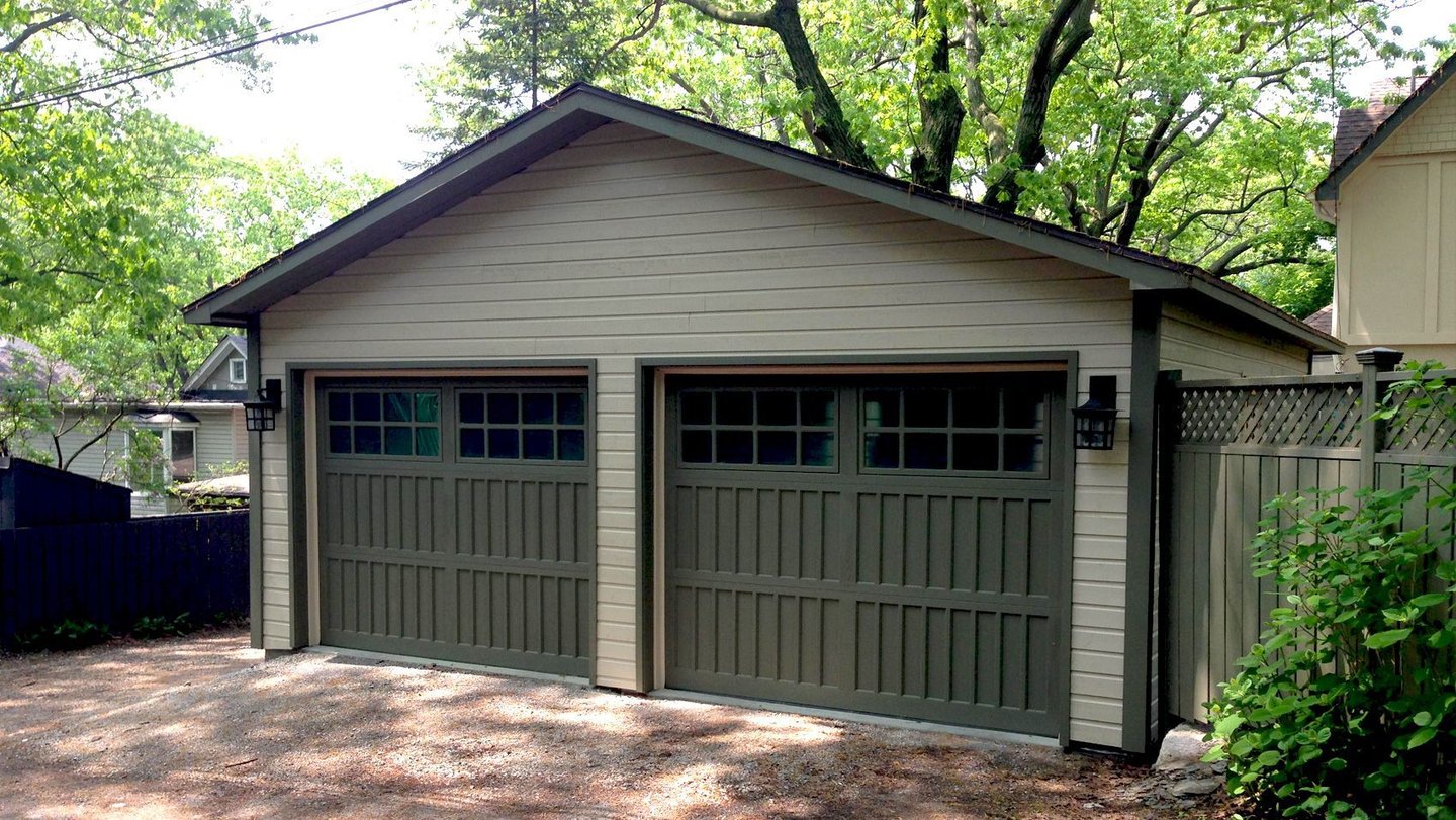 Clean Garage Front Side with Beautiful Curb