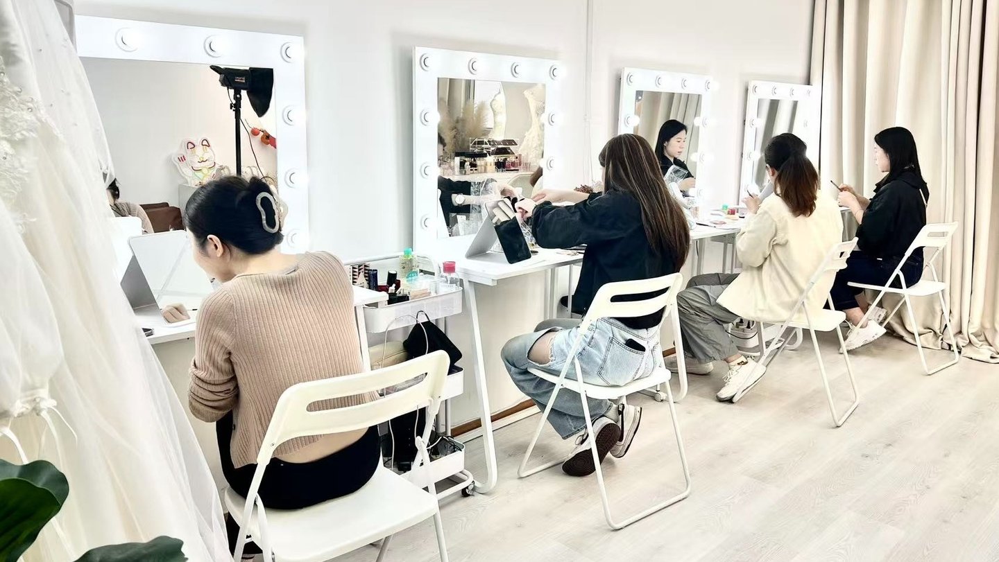 香港一對一學化妝-個人化妝班課程教學