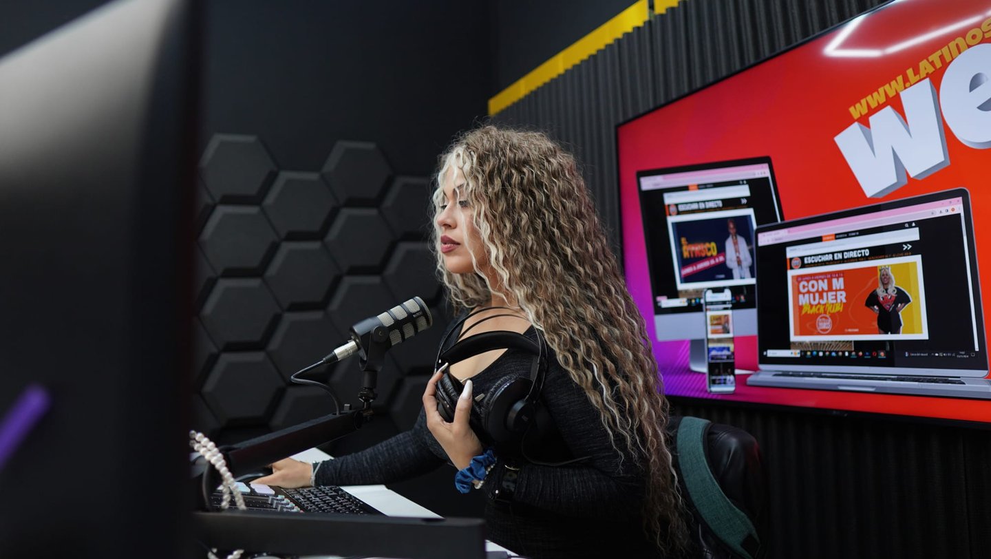 BLACK RUBI EN LATINOSFM