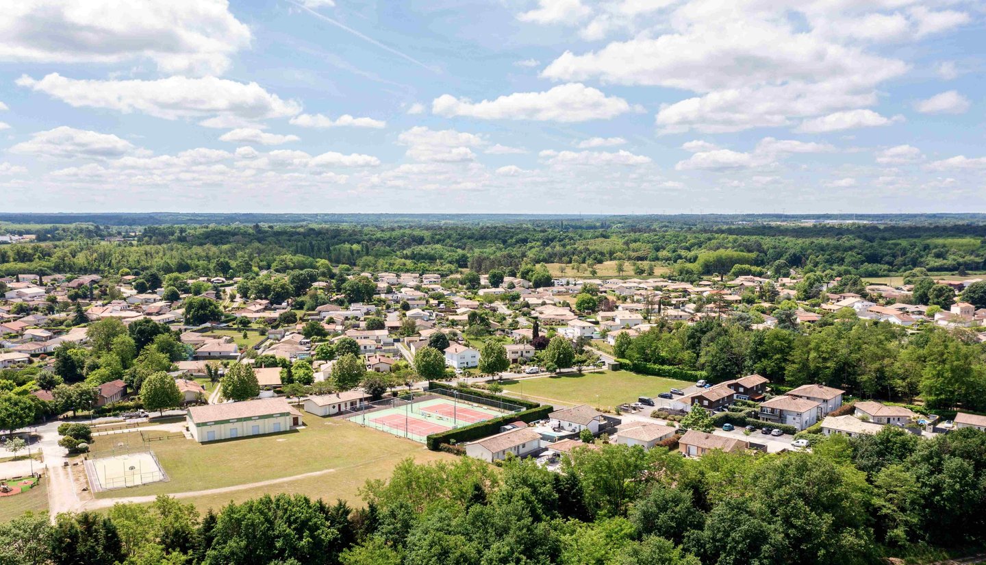 Vue aérienne Ayguemorte